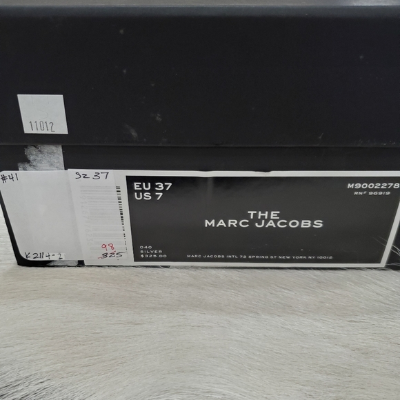 The Marc Jacobs mouse shoe - Picture 6 of 6